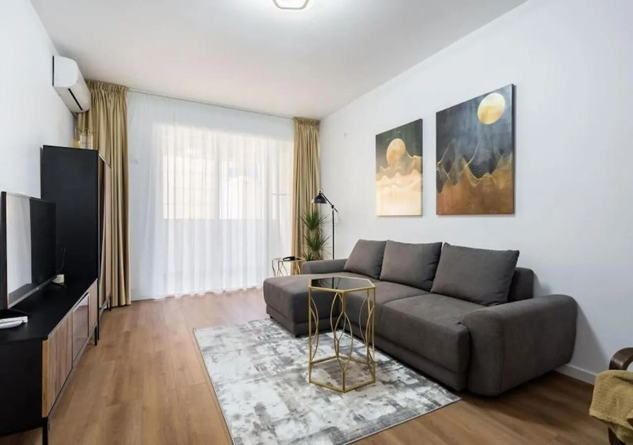 Bonita - Chic Urban Retreat With Private Balcony Διαμέρισμα Βουκουρέστι