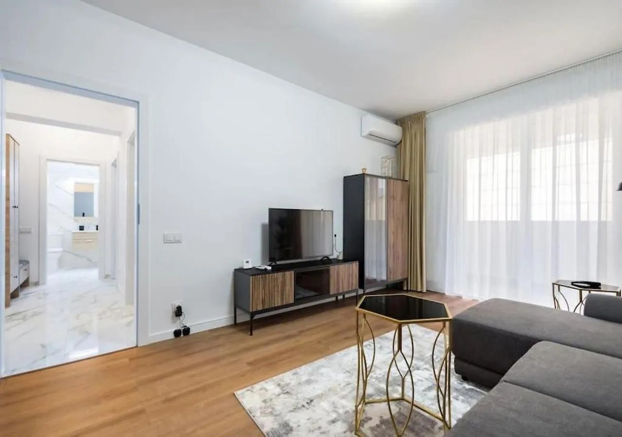 Bonita - Chic Urban Retreat With Private Balcony Apartment Bucureşti