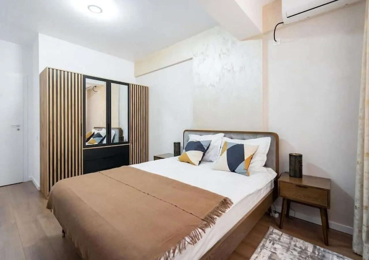 Bonita - Chic Urban Retreat With Private Balcony Apartment Bucureşti România